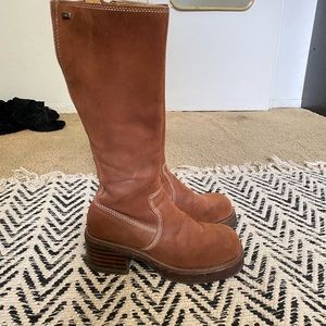Frye Rebel zip boots
